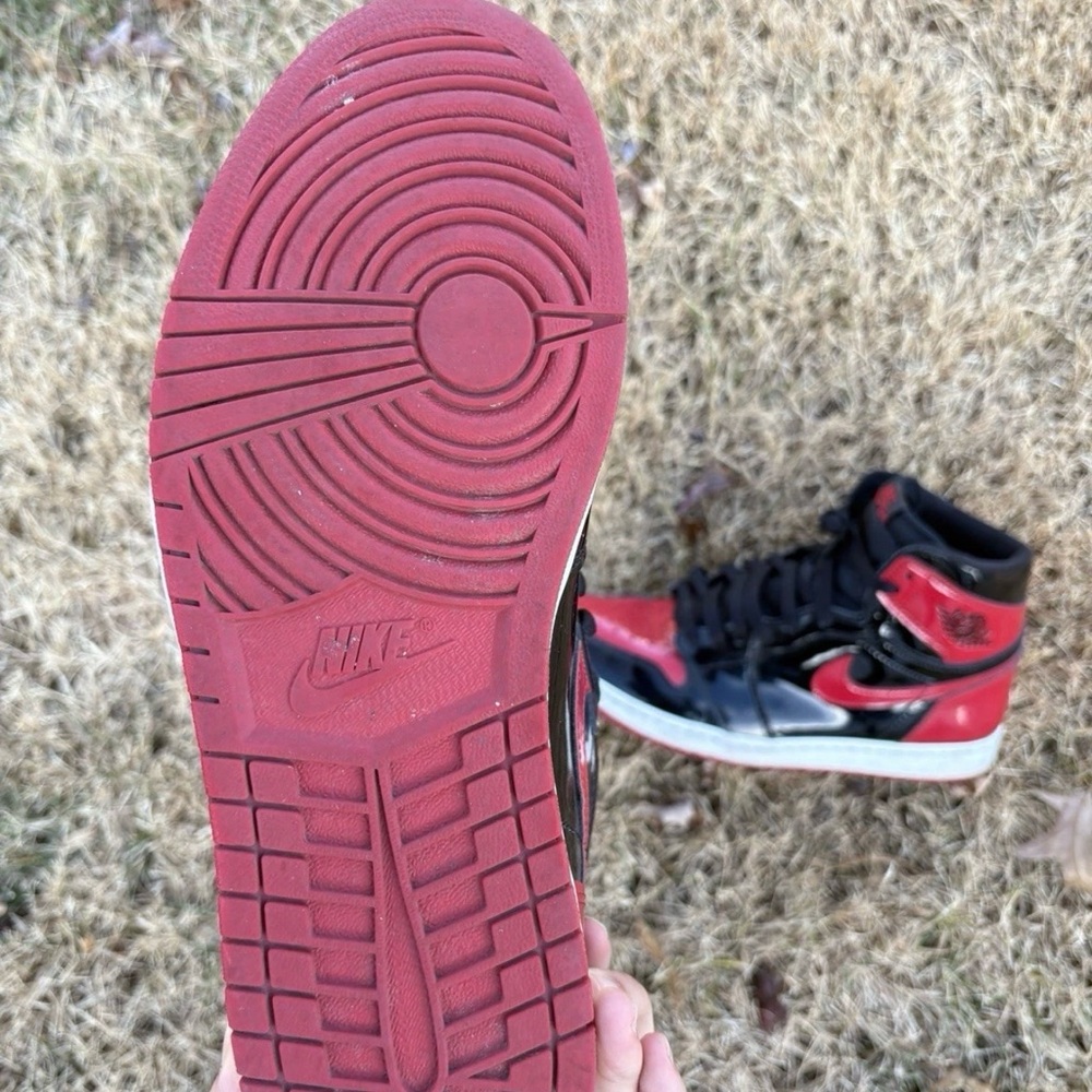 Jordan 1 Patent Bred Men's Size 9.5 - Picture 5 of 5